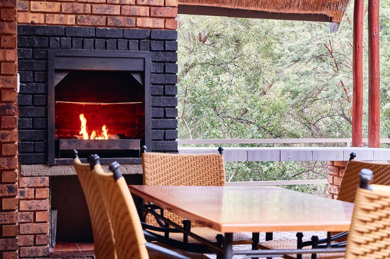 First Group Magalies Park Hotell Hartbeespoort Eksteriør bilde
