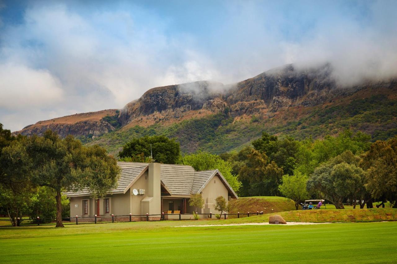 First Group Magalies Park Hotell Hartbeespoort Eksteriør bilde