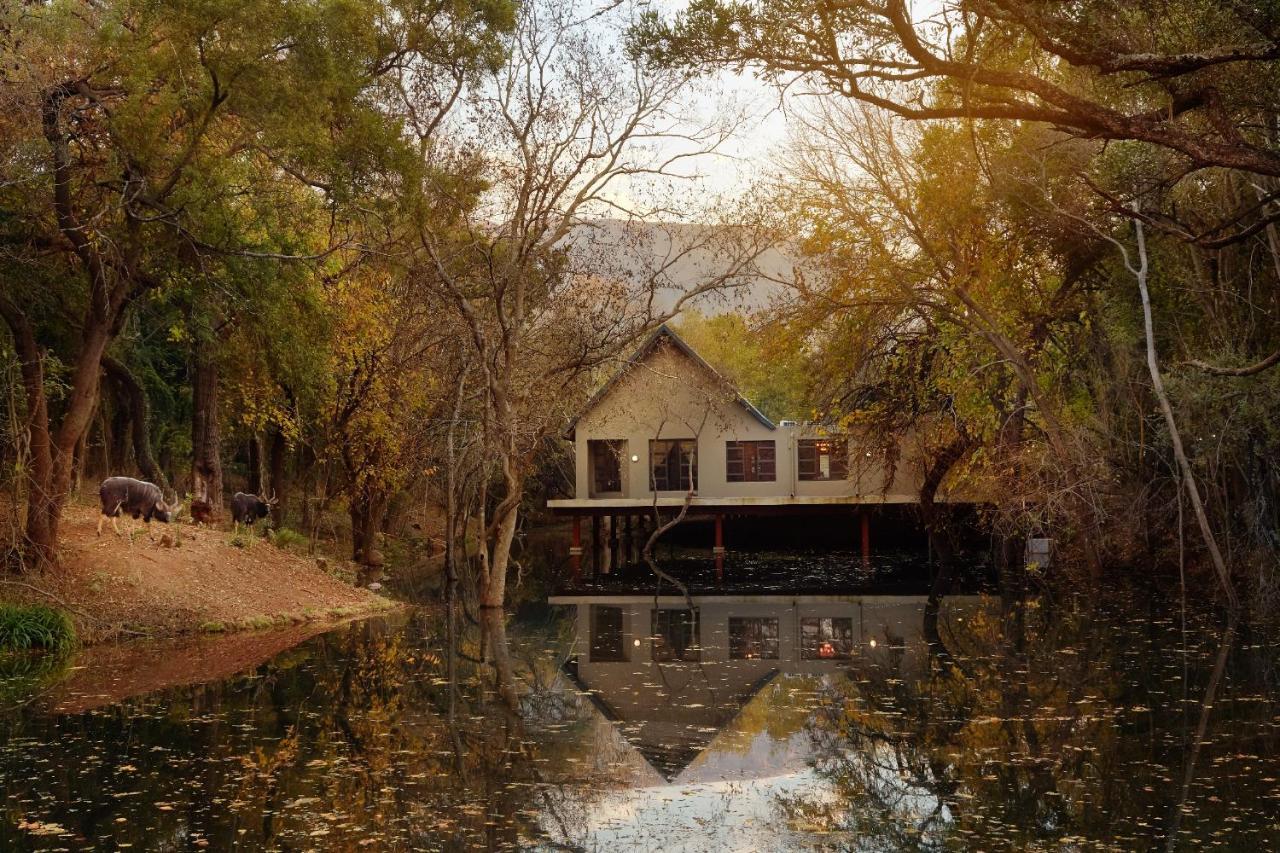 First Group Magalies Park Hotell Hartbeespoort Eksteriør bilde
